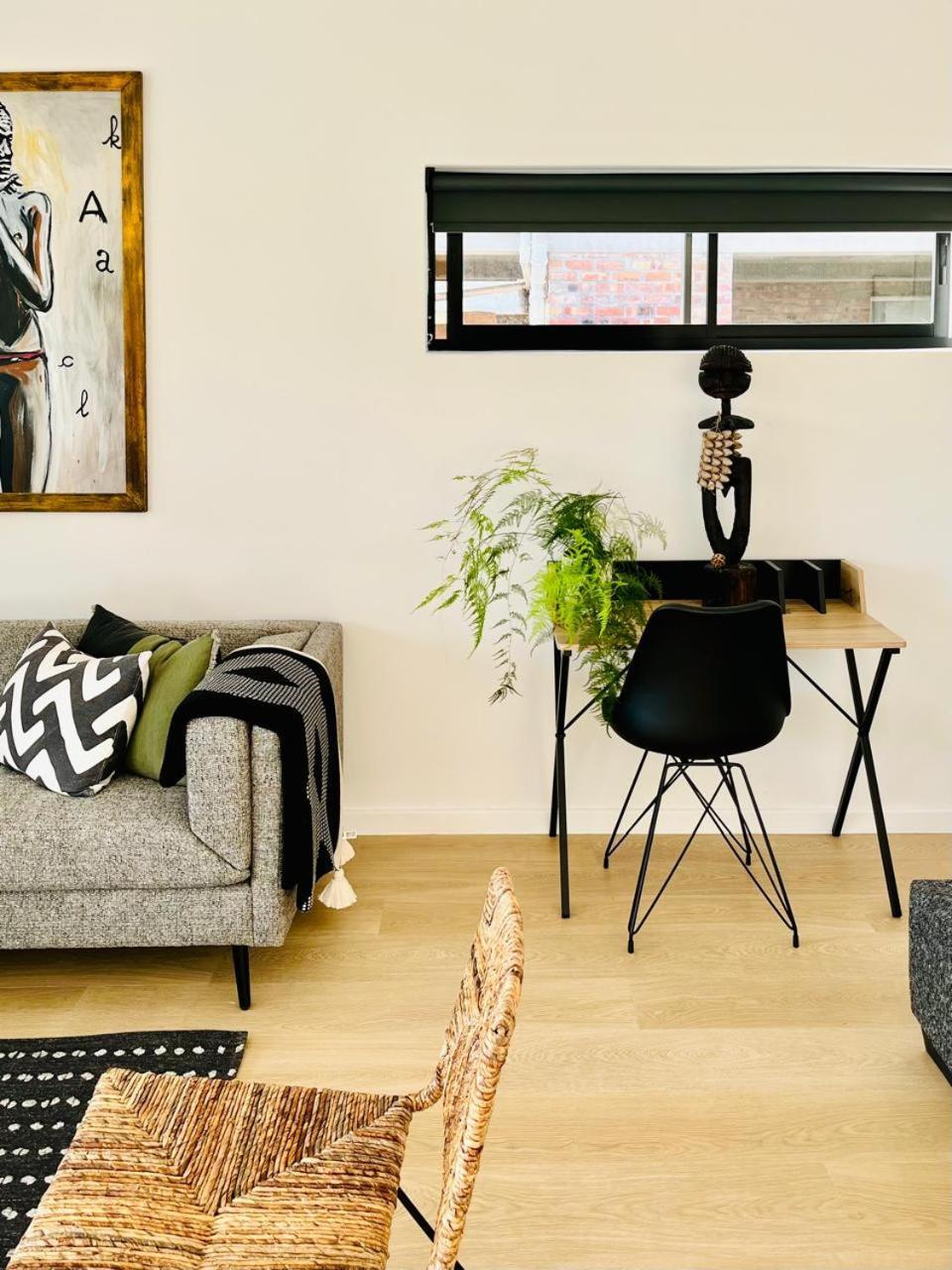 Stroll To Scarborough Beach, Rooibokkie 1 Apartment