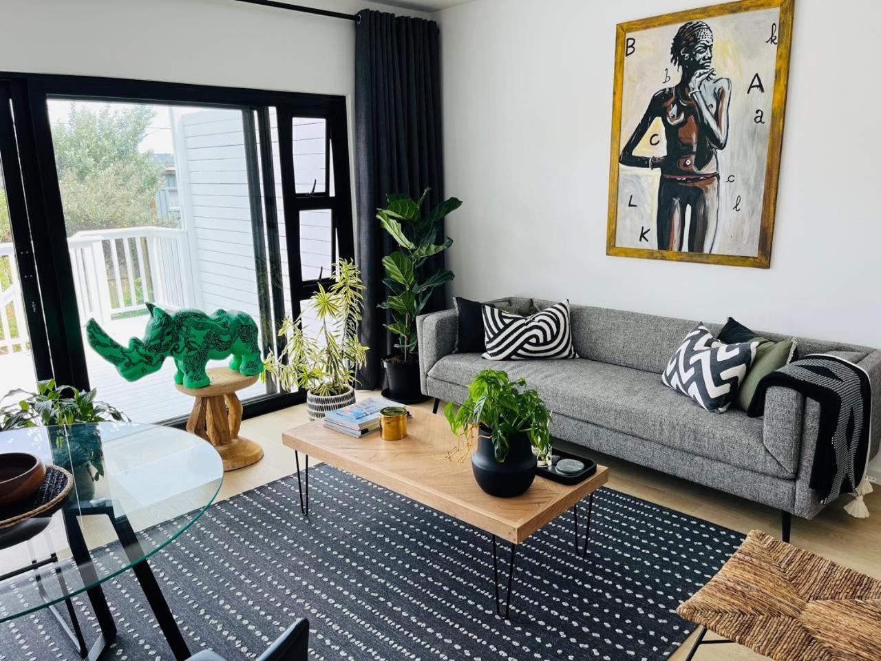 Apartment Stroll To Scarborough Beach, Rooibokkie 1 *